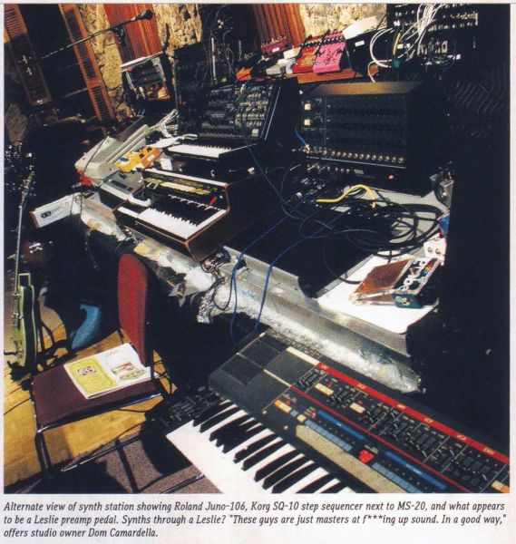 File:Keyboard Nov 2005 - Depeche Mode - Photo 3.jpg
