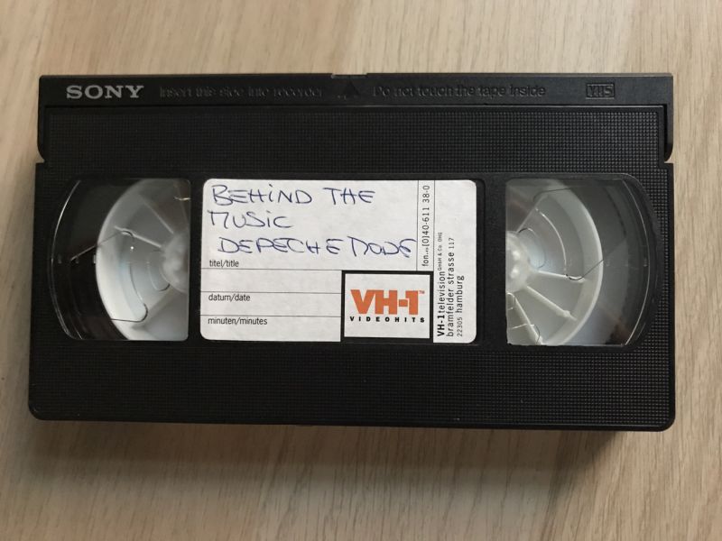 File:1999-VH1-VHS-German.jpg